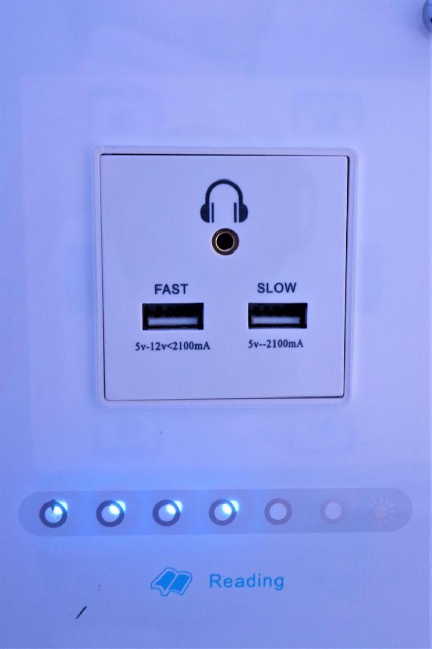 Jc Space Capsule Hotel Kuah Ngoại thất bức ảnh