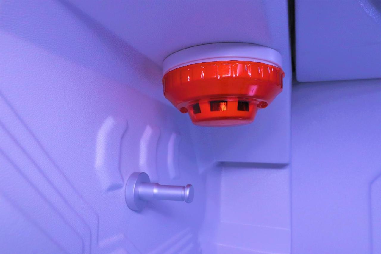 Jc Space Capsule Hotel Kuah Ngoại thất bức ảnh