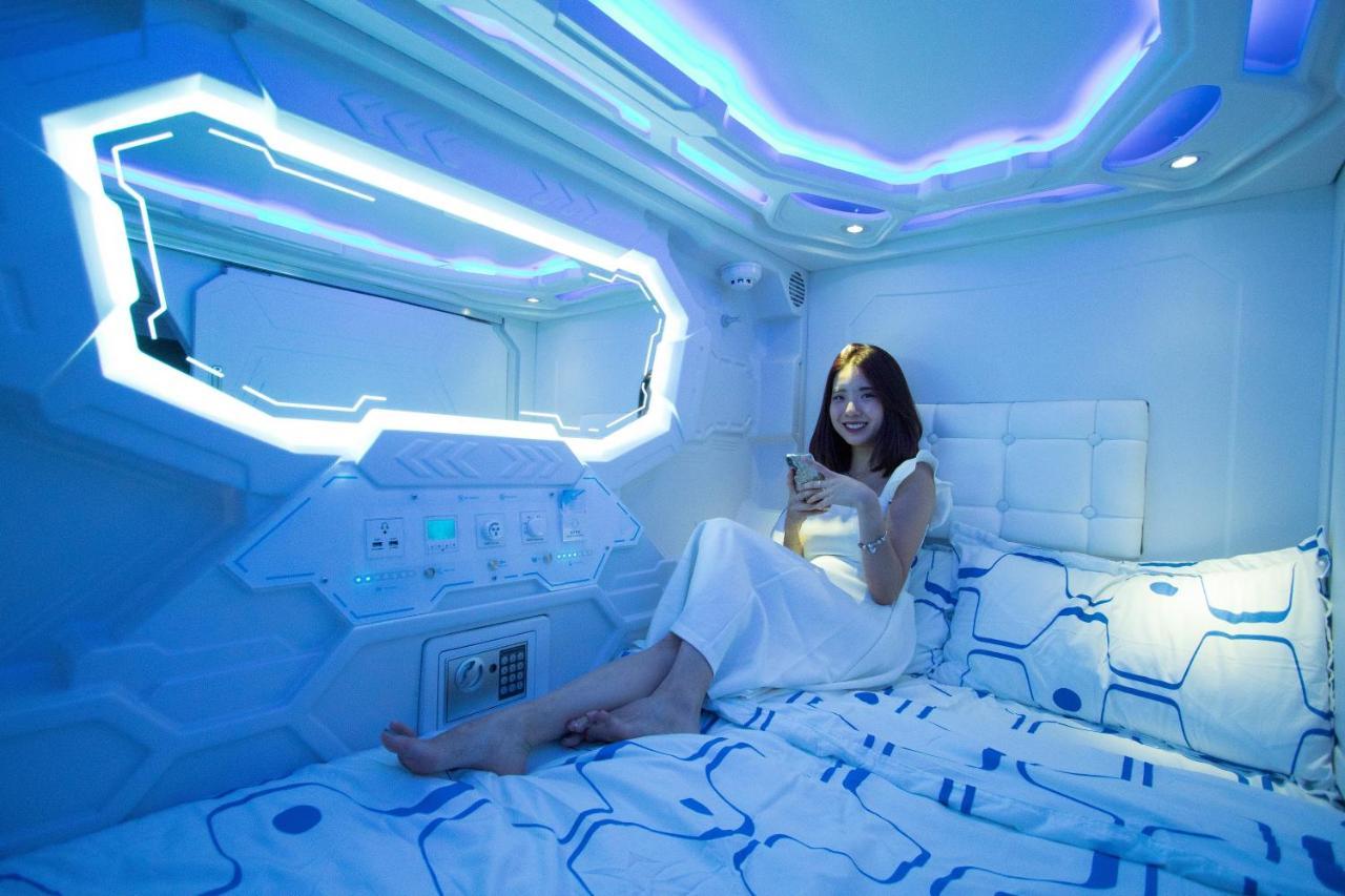 Jc Space Capsule Hotel Kuah Ngoại thất bức ảnh